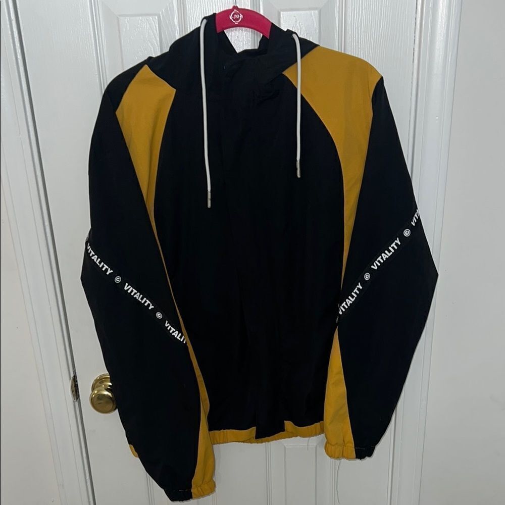 SHEIN Black and Yellow Jacket